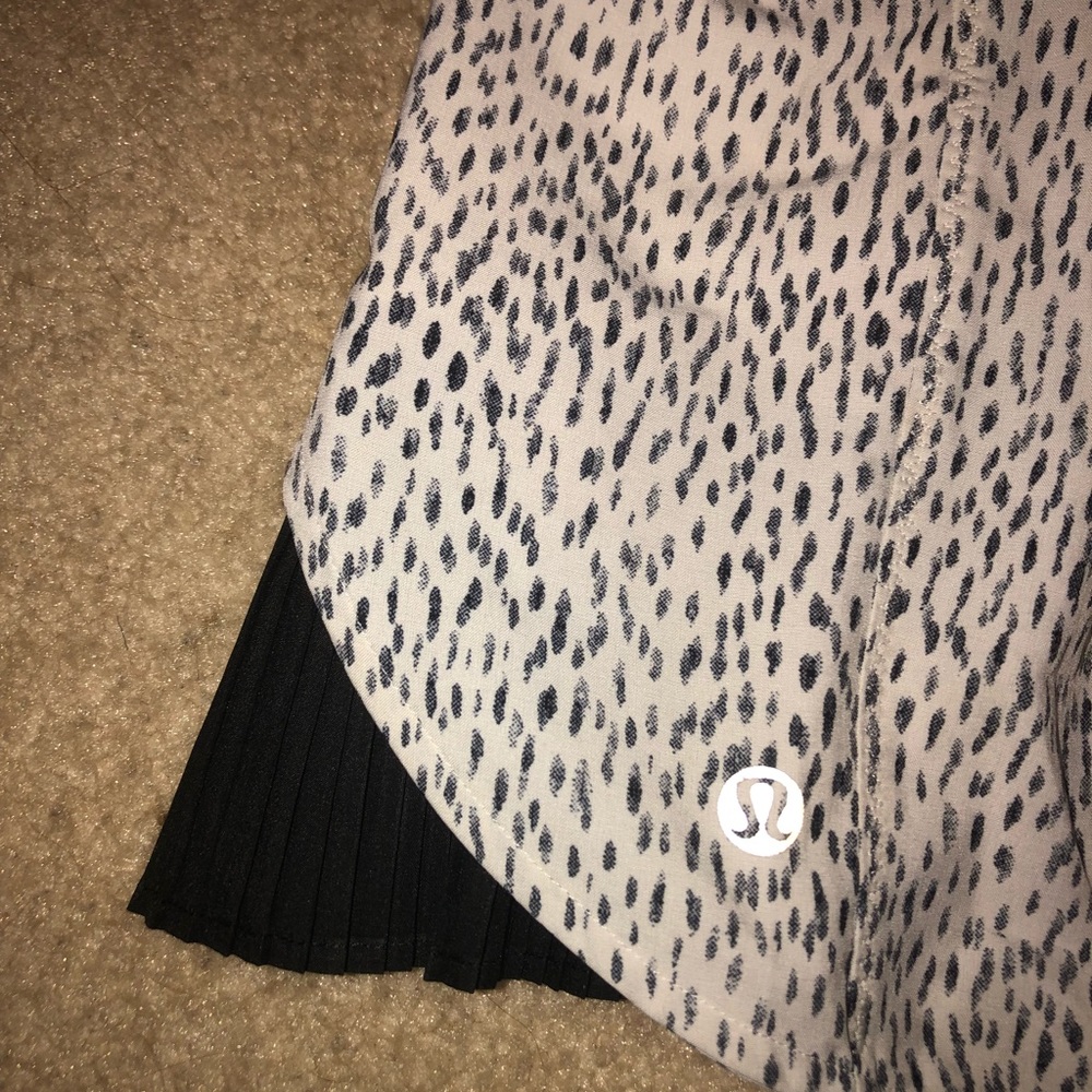 Lululemon shorts!